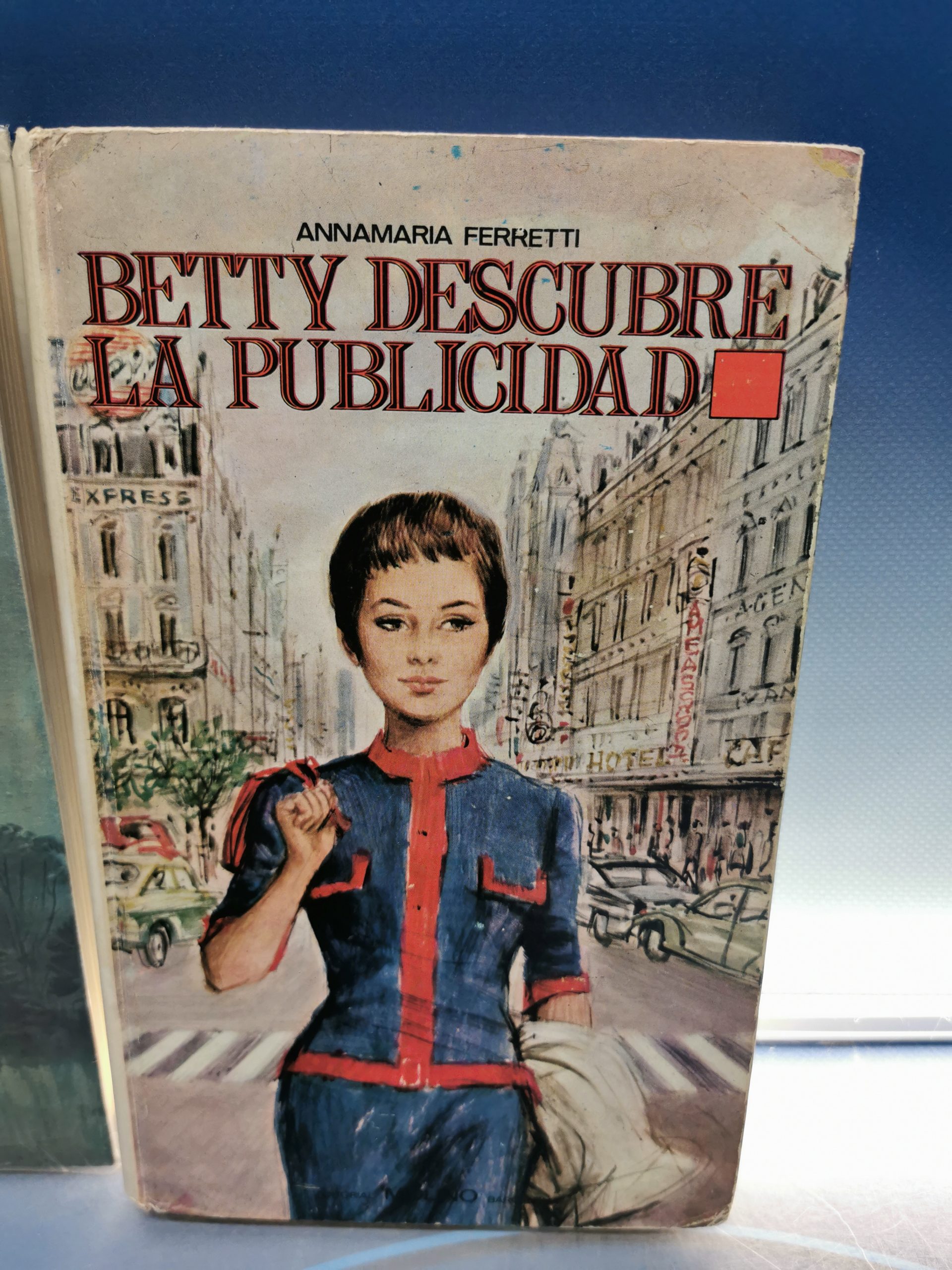 2 libros, buen estado, Annamaria FERRETTI-El verano pasado en Cornualles-Betty descubre la publicidad - Imagen 6